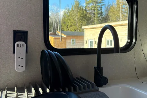 The Cozy Jay