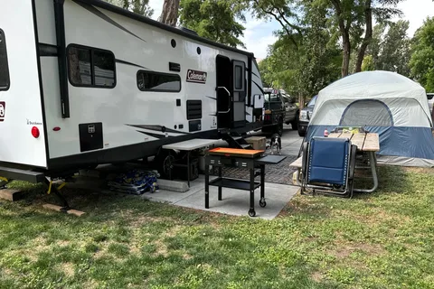 Keshia's Coleman 2515 RL ultra lite Travel Trailer