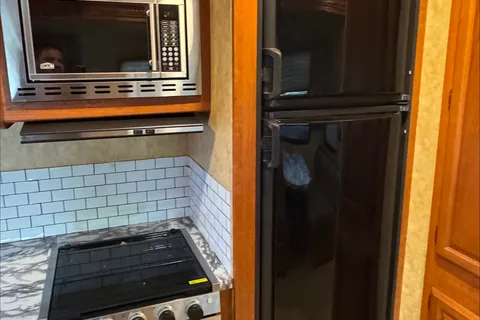 Spacious 5th Wheel with Incredible Bunkroom Floorplan!
