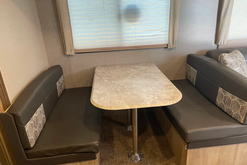 The Lifesaver: 2020 Coachmen Catalina Summit Series Travel Trailer