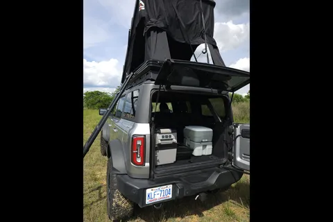 Kiril's other Bronco Overland 2022 Truck Camper