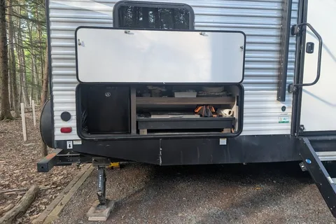Connolidge's East to West Della Terra Travel Trailer