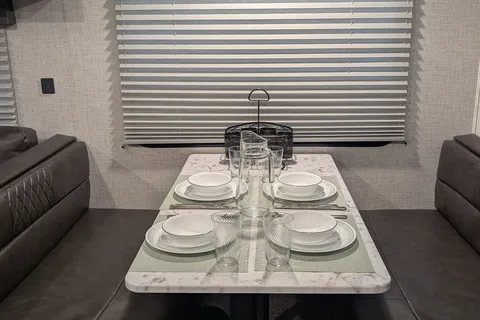 Connolidge's East to West Della Terra Travel Trailer