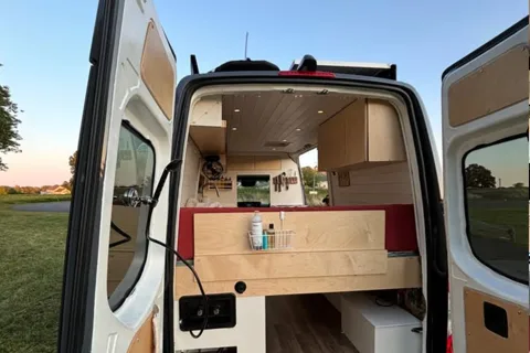 ◦ Loopie ◦ the Sweet Sprinter