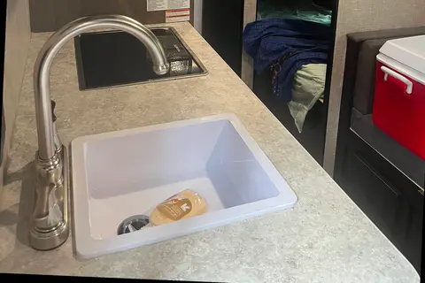Austin's Jayco Jayflite SLX 174BH Travel Trailer