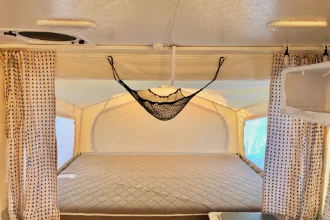 Rockwood Premier 2716G