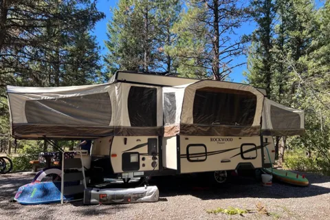 Rockwood Premier 2716G