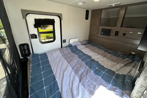 No Boundaries Toy Hauler