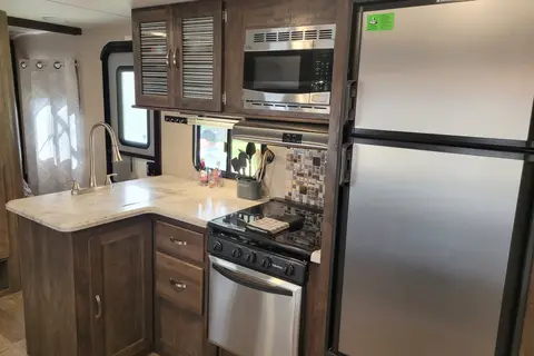 2017 Forest River Vibe Extreme Light Travel Trailer