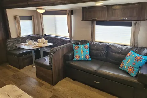 2017 Forest River Vibe Extreme Light Travel Trailer