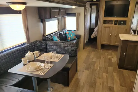 2017 Forest River Vibe Extreme Light Travel Trailer