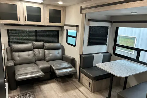 Isna's KZ C241RLK Travel Trailer
