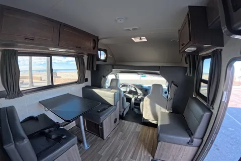 Cliff - Your California Getaway | Fully Stocked Kitchen & Camping