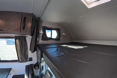 Cliff - Your California Getaway | Fully Stocked Kitchen & Camping