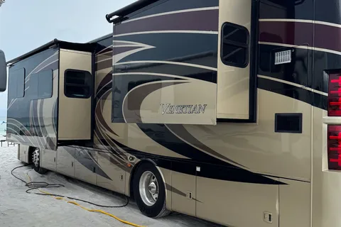 Joel's Thor Motor Coach 2017 Venetian Class A Motor coach Class A