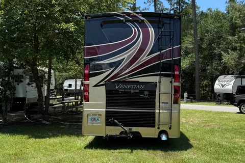 Joel's Thor Motor Coach 2017 Venetian Class A Motor coach Class A