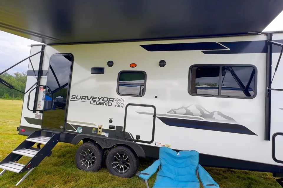 Peter's Forest River Surveyor legend 202RBLE Travel Trailer