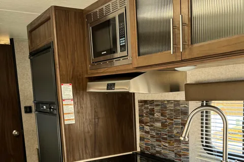 Forest River-patriot edition - BUNKHOUSE- travel trailer