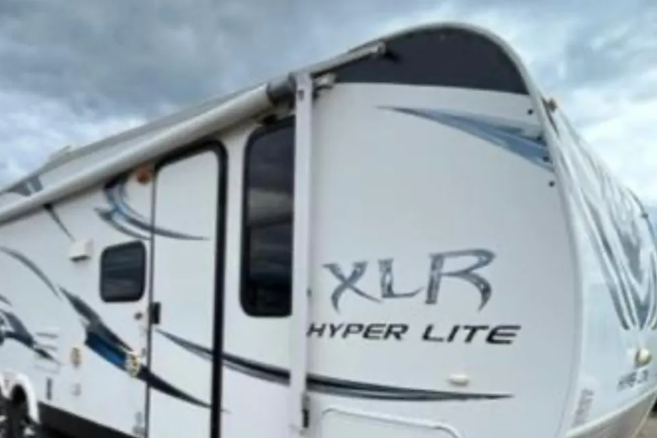 Forest River XLR-Ultra Lite Toy Hauler 1/2 ton Towable