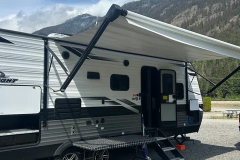Kevin's Rocky Mountain Bunk House 