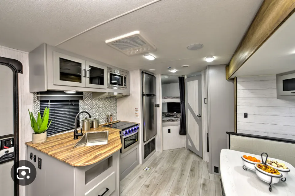 Heartland North Trail with King Size Bed