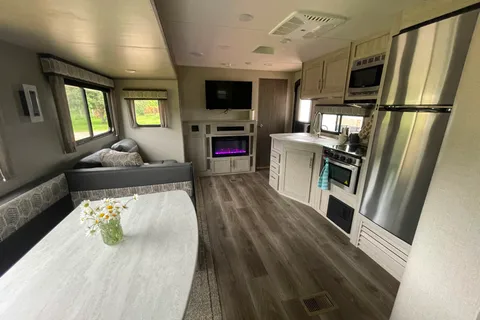 Farmer's Catalina Travel Trailer