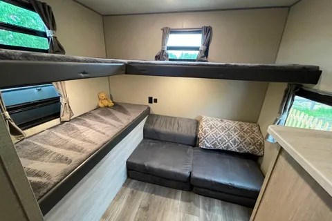 Farmer's Catalina Travel Trailer