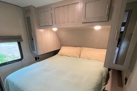 Farmer's Catalina Travel Trailer