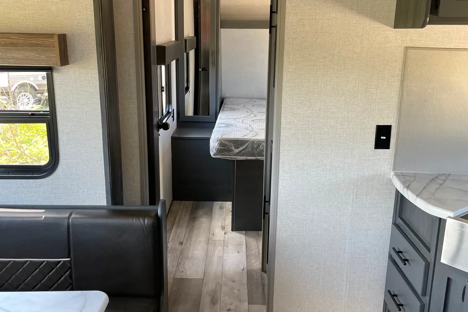 E ❤️ A The Dutchman Travel Trailer
