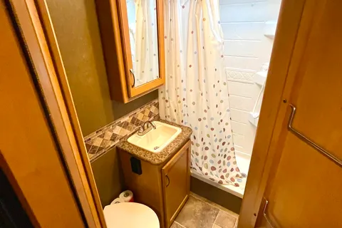 Cute, Cozy, and Comfortable!