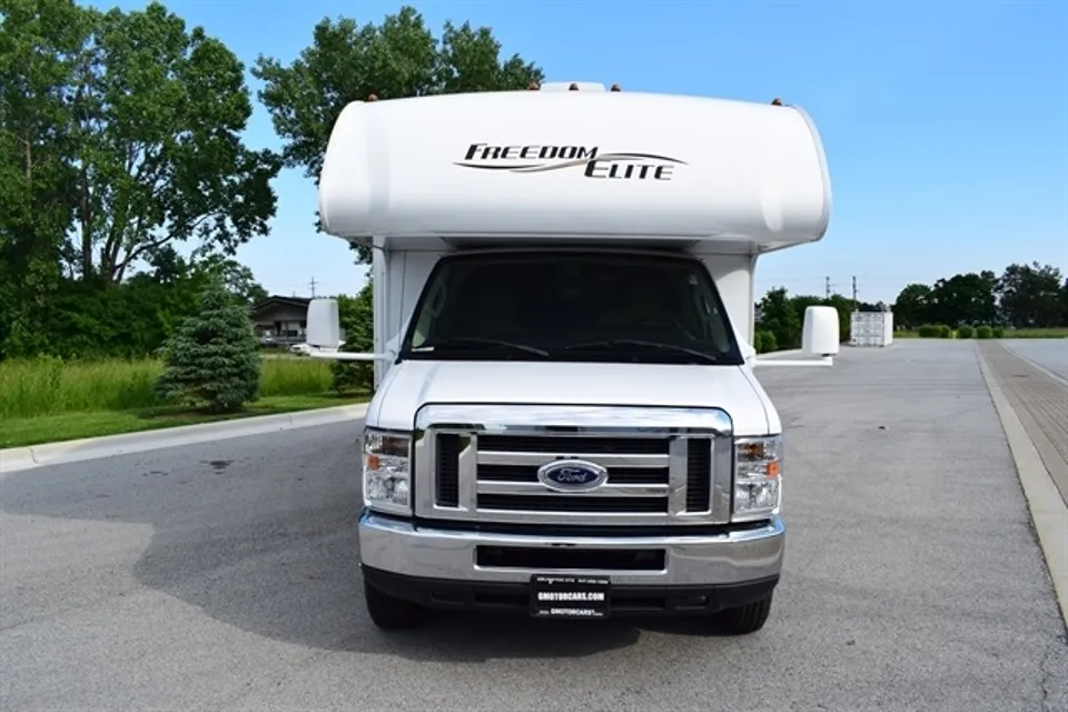 Jackpot Joe RV (Circa) Ultd Miles Sleep 6 Unit #7