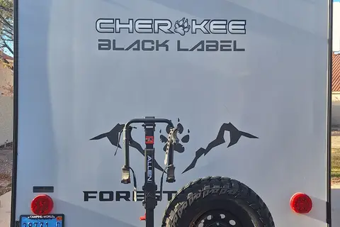 Blacky 2025 Cherokee Black Label with Solar