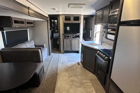 Jacob's Jayco 267BHS Rocky Mountain edition Travel Trailer