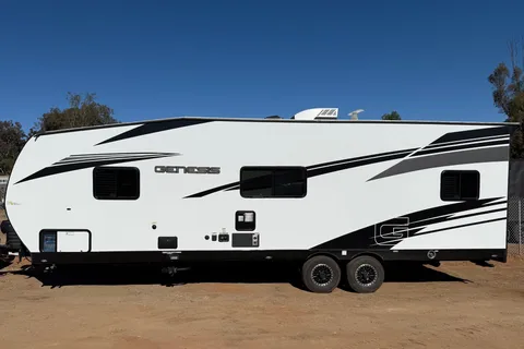 Amazing Genesis Supreme RV 275CRXL Toy Hauler