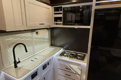 Amazing Genesis Supreme RV 275CRXL Toy Hauler
