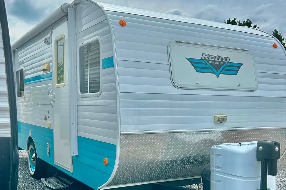 Missy's Riverside RV C Toy Hauler