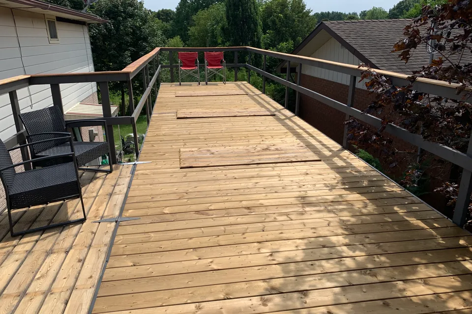 Curtski’s patio shack