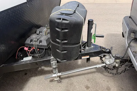 Brand new lightweight Glamping unit for 2 adults (+2kids)