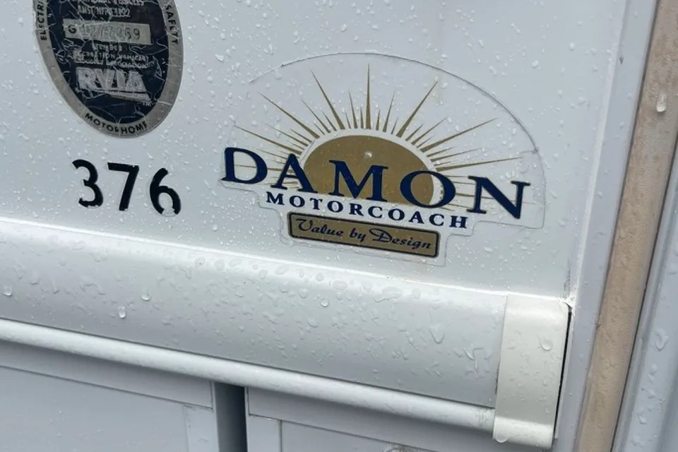 Craig's Damon Challenger Class A (Bunkhouse)