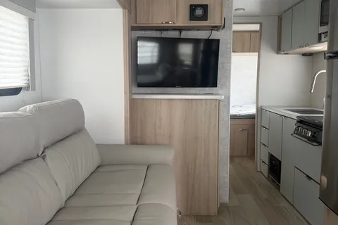 2024 Winnebago Micro Minnie Travel Trailer