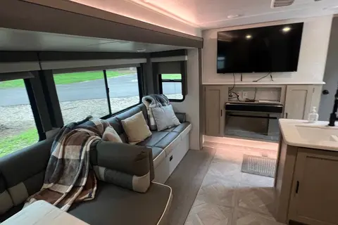 Forest River Wildwood 31kqbts Travel Trailer
