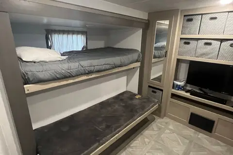 Forest River Wildwood 31kqbts Travel Trailer
