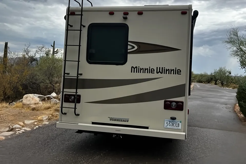 James's Winnebago Minnie Winnie 22M Class C