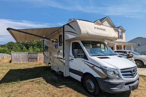 Mercedes Benz Coachmen Prism M-2150 Class C