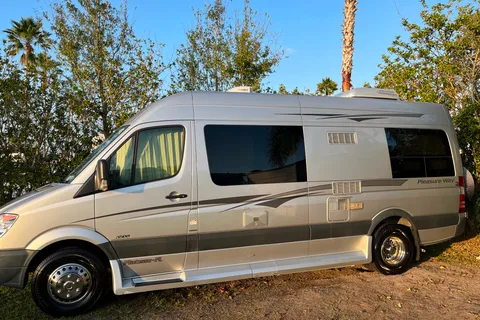 Vincent's Pleasure-Way Plateau Class B