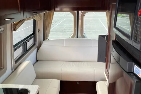 Vincent's Pleasure-Way Plateau Class B