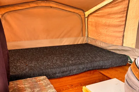Christa’s Starcraft 1990 Tent Trailer