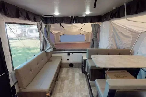 DANIEL's Forest River Rockwood Esp 2318 Tent Trailer