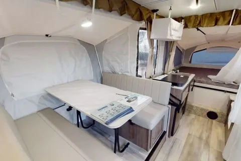 DANIEL's Forest River Rockwood Esp 2318 Tent Trailer