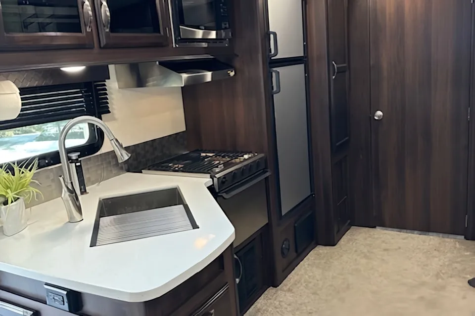 Jennifer's Jayco White Hawk 23MRB Travel Trailer